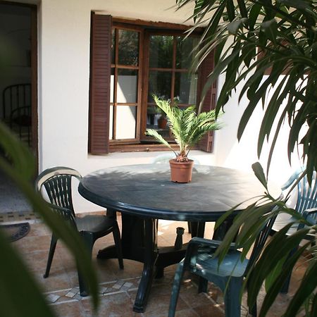Residence Les Mandariniers อิแยร์ ภายนอก รูปภาพ